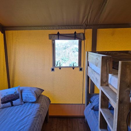 De Hazelaarshof Luxe Glampingtent Bij Natuurgebied De Millingerwaard Kekerdom エクステリア 写真