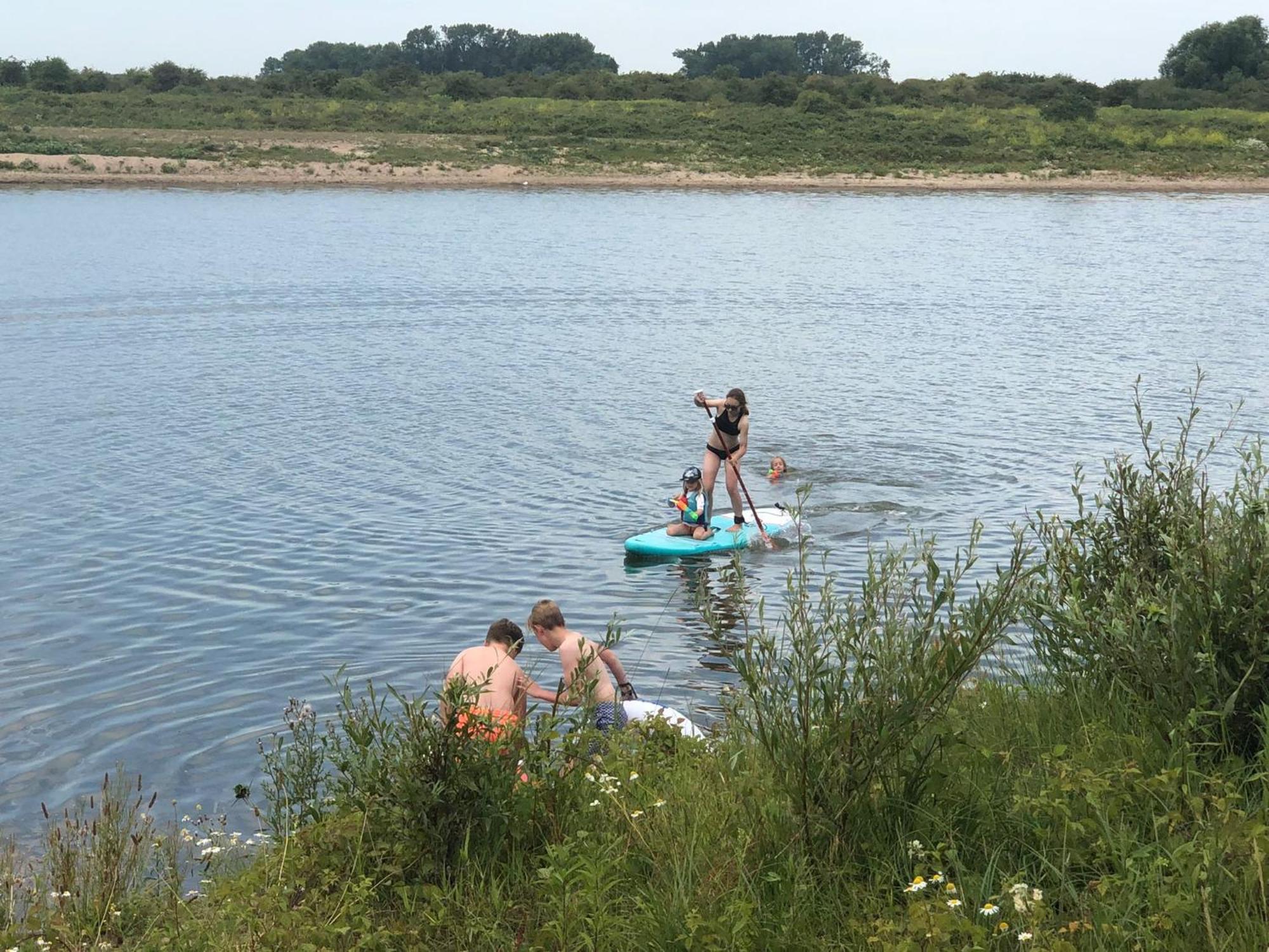De Hazelaarshof Luxe Glampingtent Bij Natuurgebied De Millingerwaard Kekerdom エクステリア 写真
